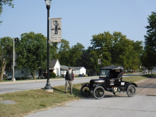 Les at New Franklin Bicentennial Street Banner