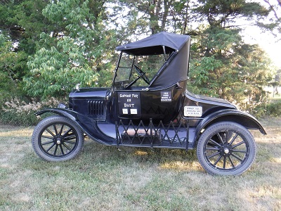 Close up of side of Roadster