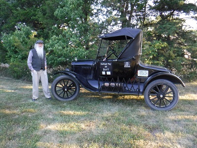 Les and 1923 Model T Roadster